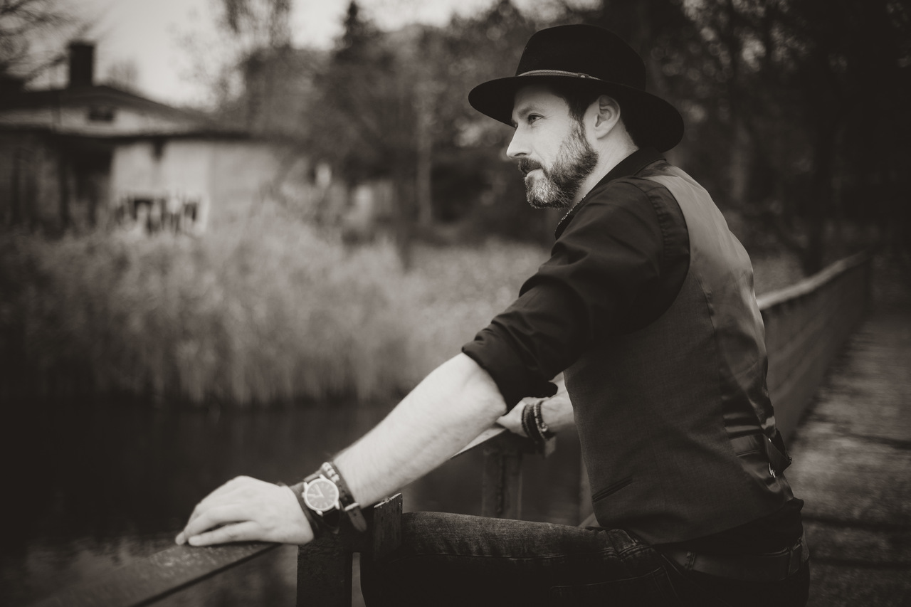 Bartek Grzanek, wokalista, muzyk